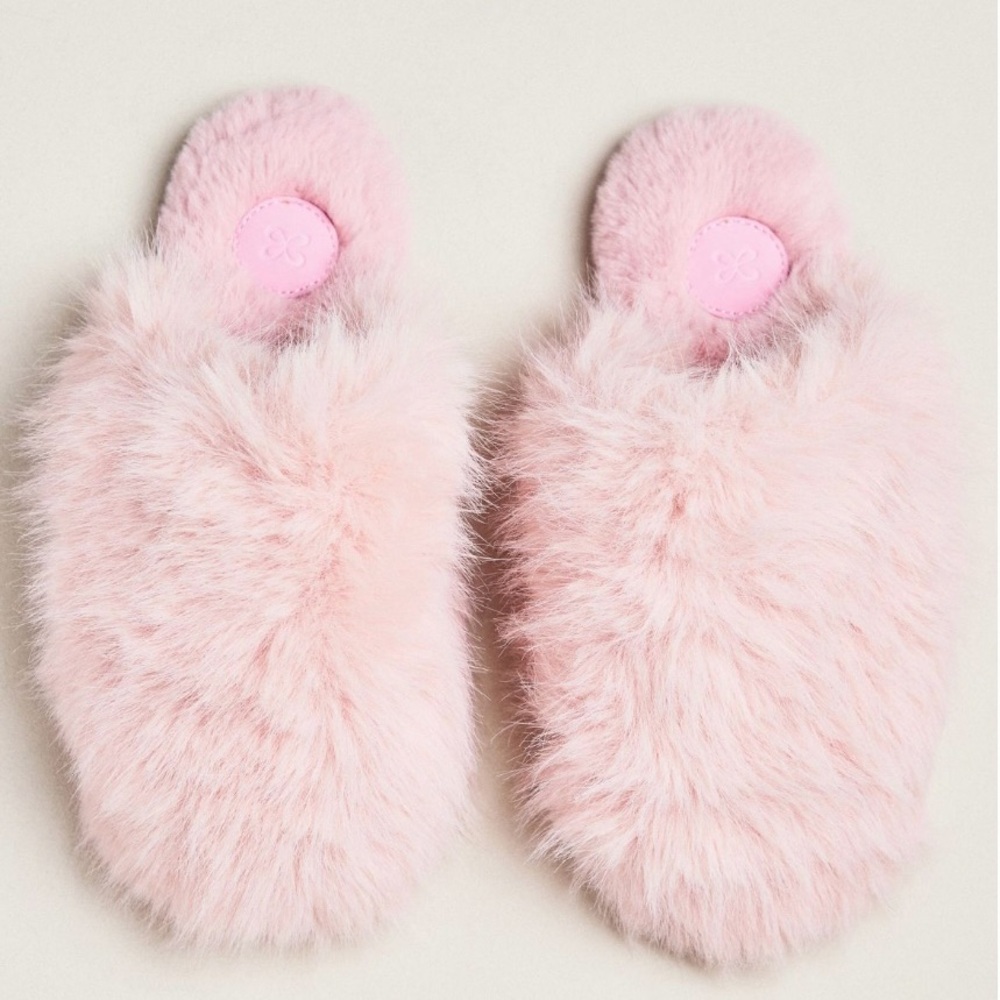 MAEVE Fuzzy Faux Fur Slippers